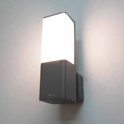 Philips Yolo Wall light